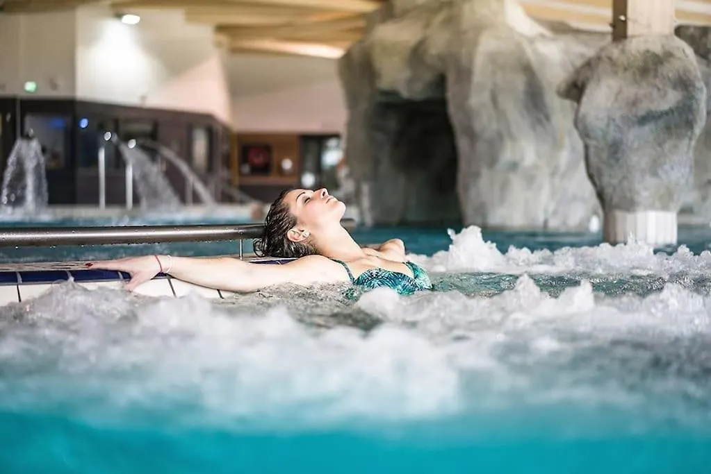 Entire Chalet Salamo 11 Plus 1 Les Arcs Paradiski Jacuzzi Bourg-Saint-Maurice Fransa